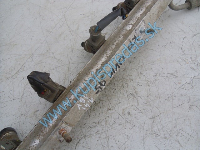 tryska na motor na hondu civic 1,4i 16V, autodiely na honda civic, 